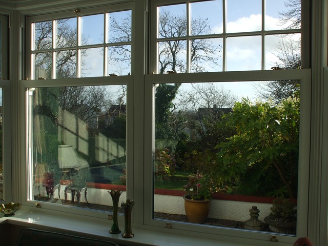 Sash style bay window